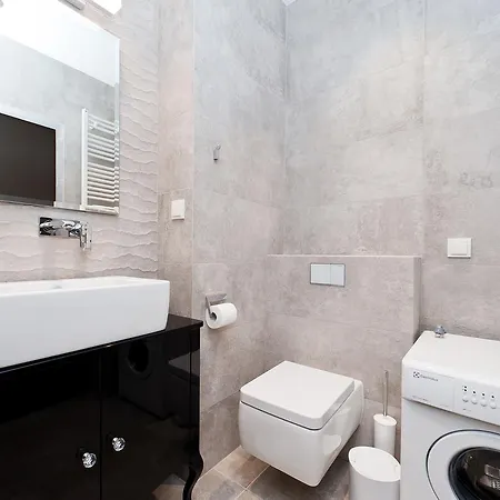 Kazimierz Luxory, Sun & Snow Cracovie